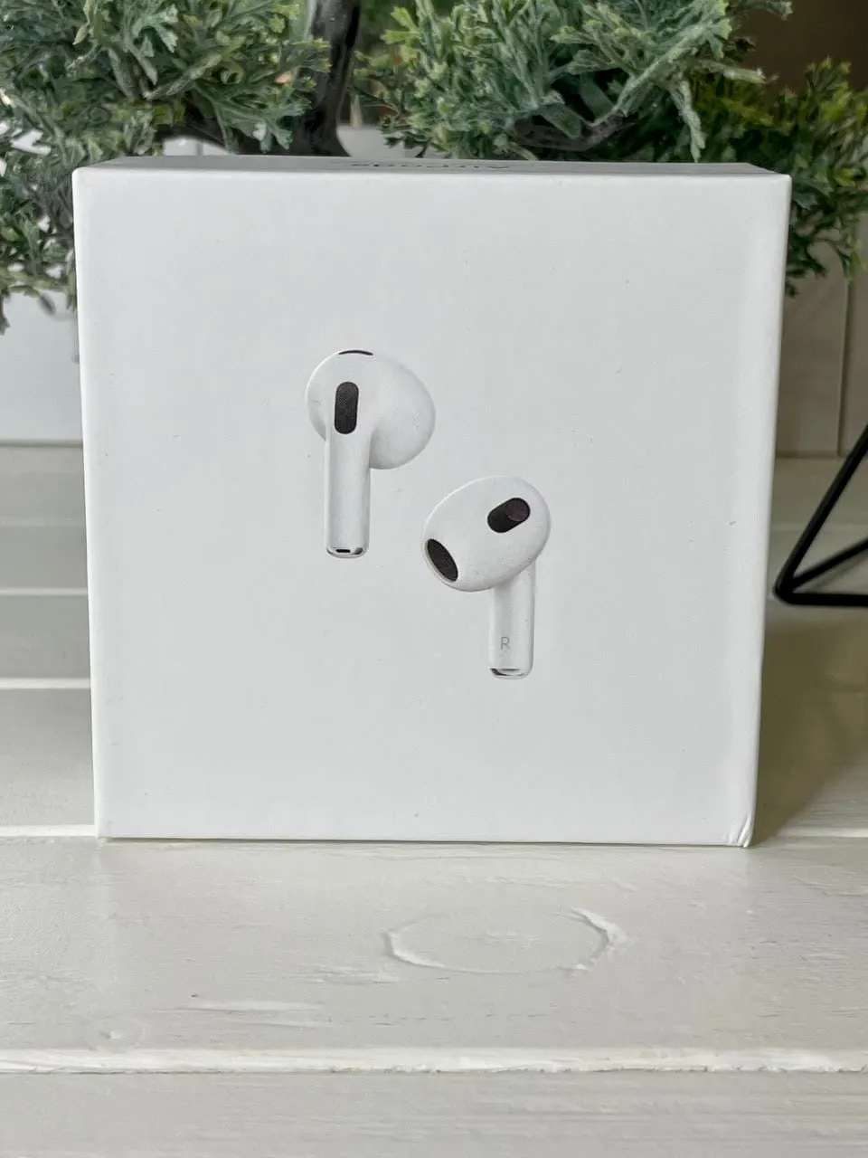 Airpods Pro 3rd Generation (Lightning Cable)