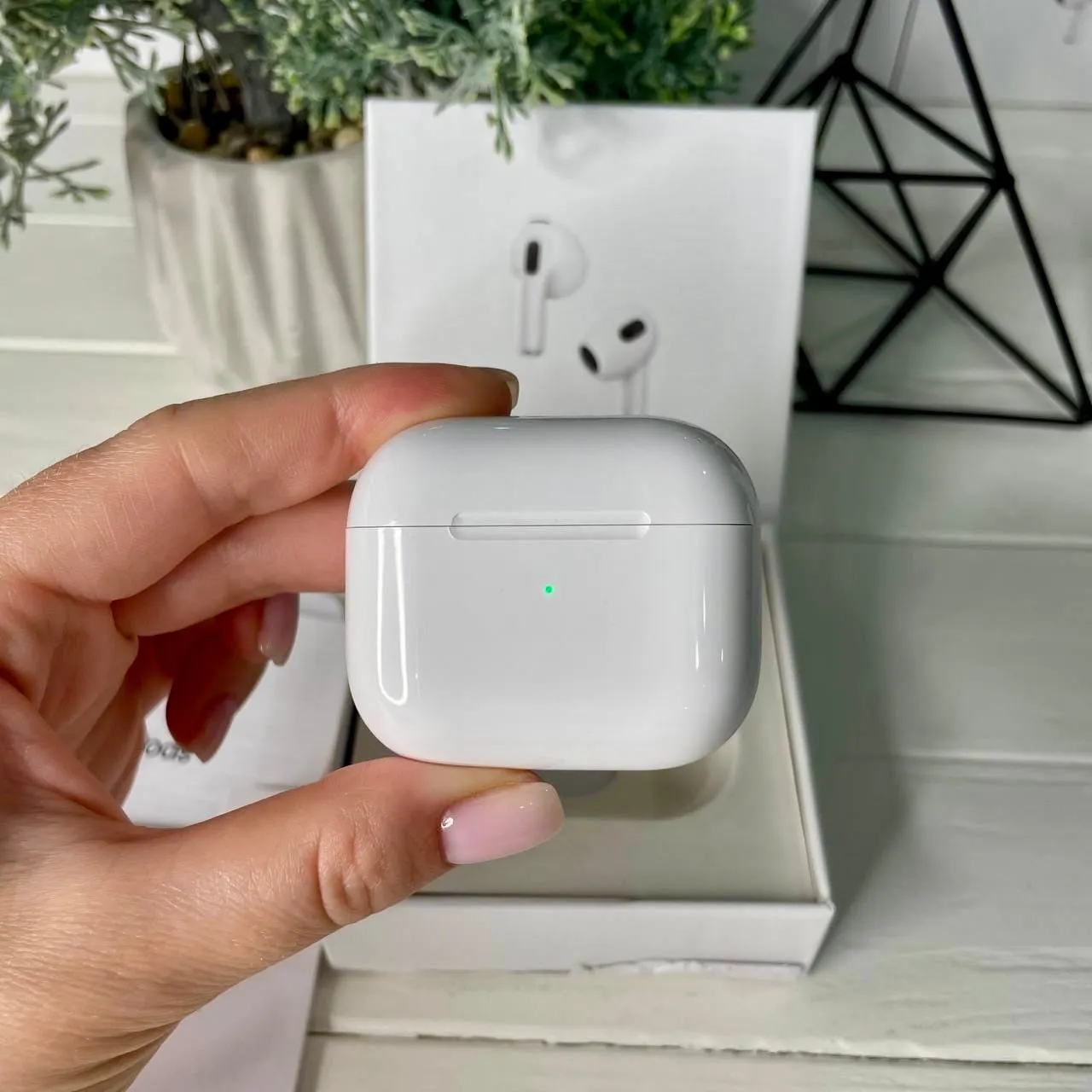 Airpods Pro 3rd Generation (Lightning Cable)