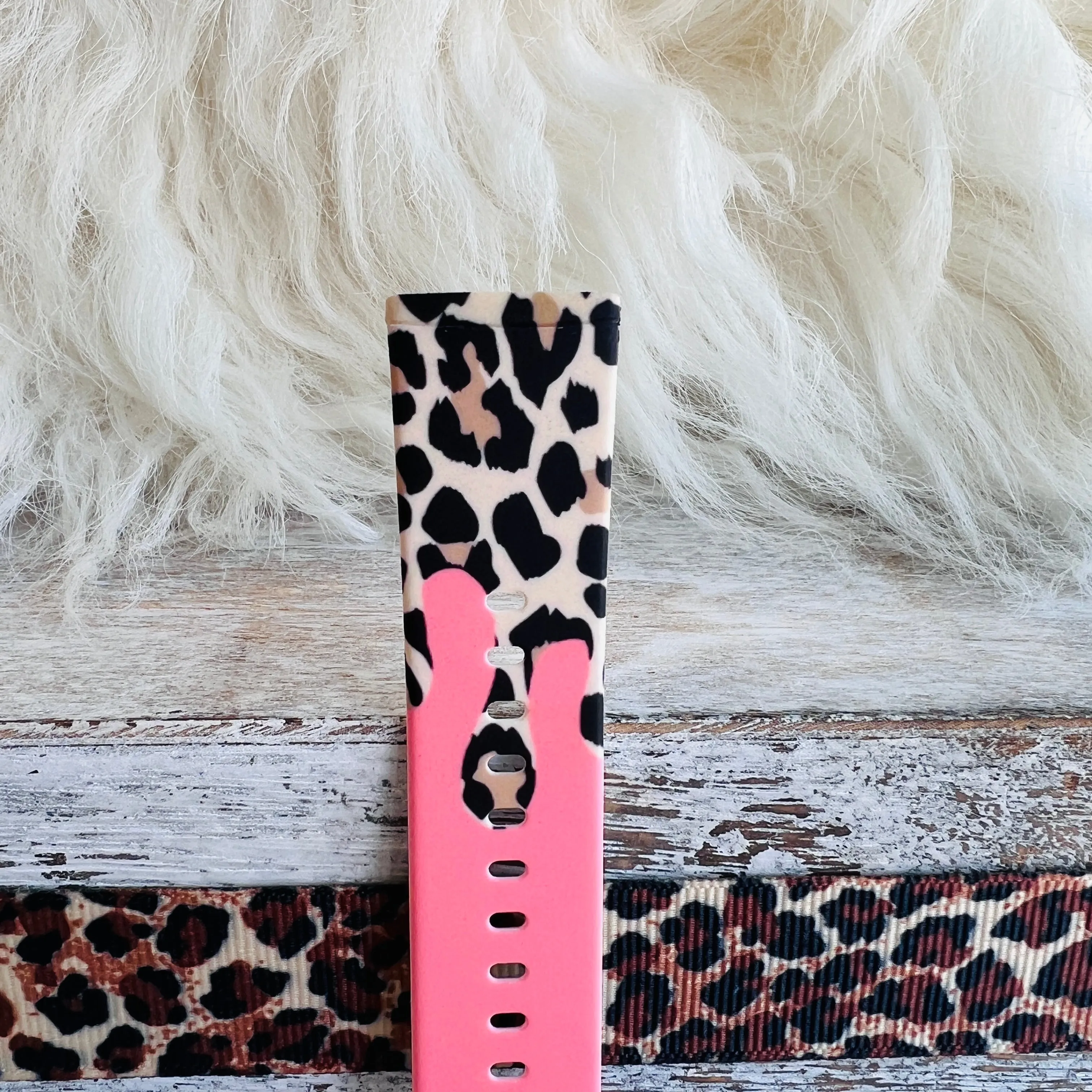 Coral Leopard Drip Print Silicone Band For Fitbit Versa 3/4/Sense