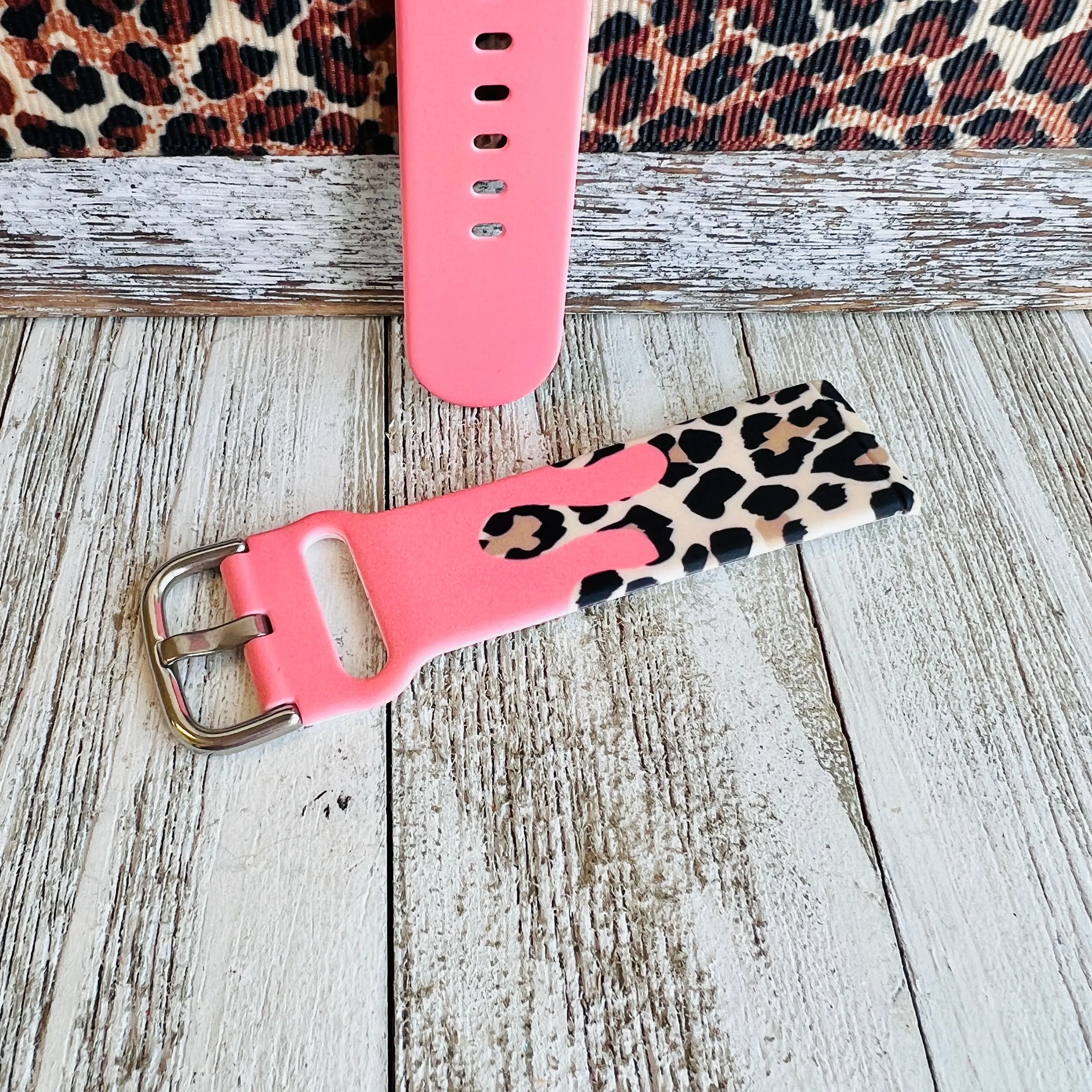 Coral Leopard Drip Print Silicone Band For Fitbit Versa 3/4/Sense